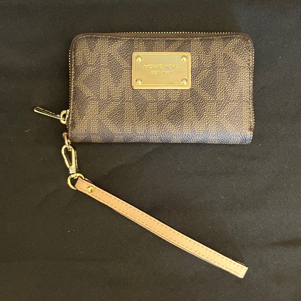 Michael Kors Signature Print Wristlet Wallet Brown Gold Tone Hardware